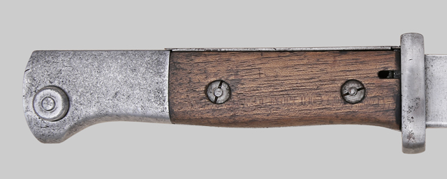 Image of German M1884/98 second pattern sawback knife bayonet.