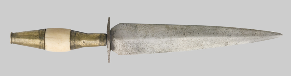 Image of Spanish Albacete peasant knife (not a plug bayonet)
