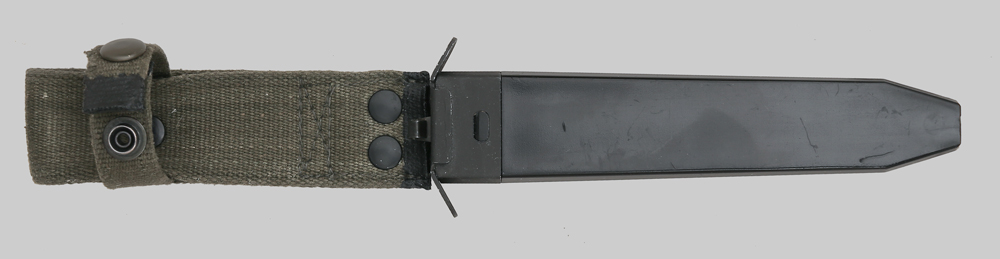 Image of the Swedish m1965 bayonet produced by Carl Eickhorn
